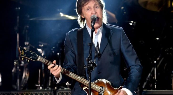Paul McCartney a Napoli: Piazza del Plebiscito diventa il palco di un grande show