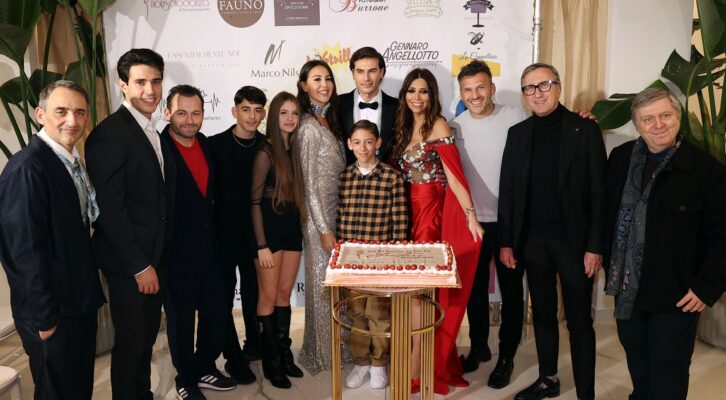 Premi, sfilate e momenti di spettacolo al Fashion Gold Christmas 2024