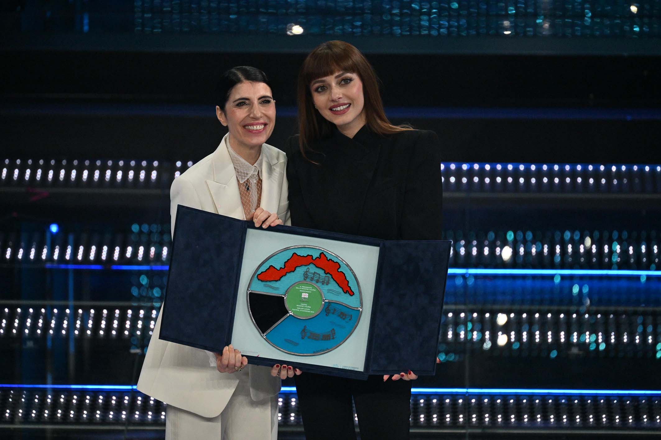 Sanremo 2025: straordinaria serata delle cover, ora aspettiamo la finale